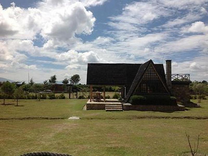Samawati Lakeside Cottages Nyahururu ภายนอก รูปภาพ